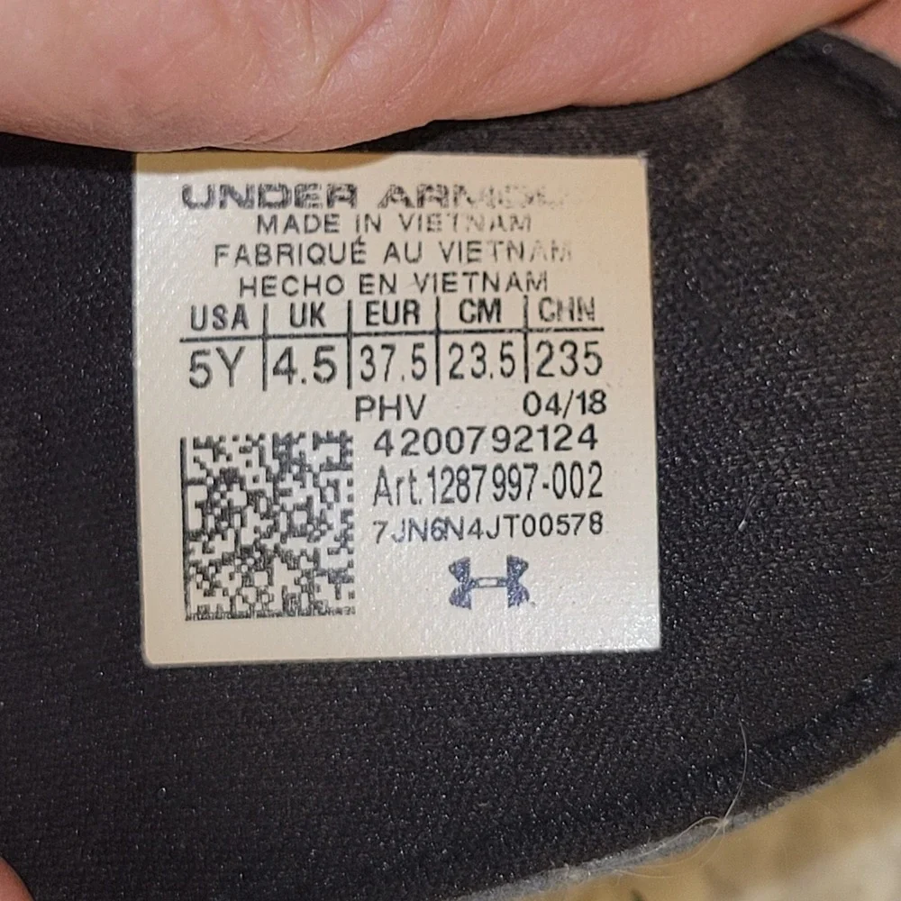 Under Armour Sandals‎ -Youth Girls Sz 5 - Ignite Slide Black & Pink Flats